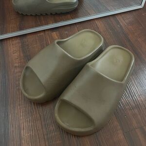 Yeezy slip on sandals